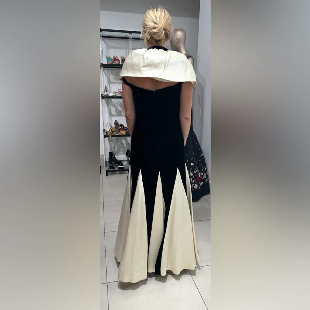 Victor Costa Black and Cream Off the Shoulder Velvet Gown - Picture 5 of 5